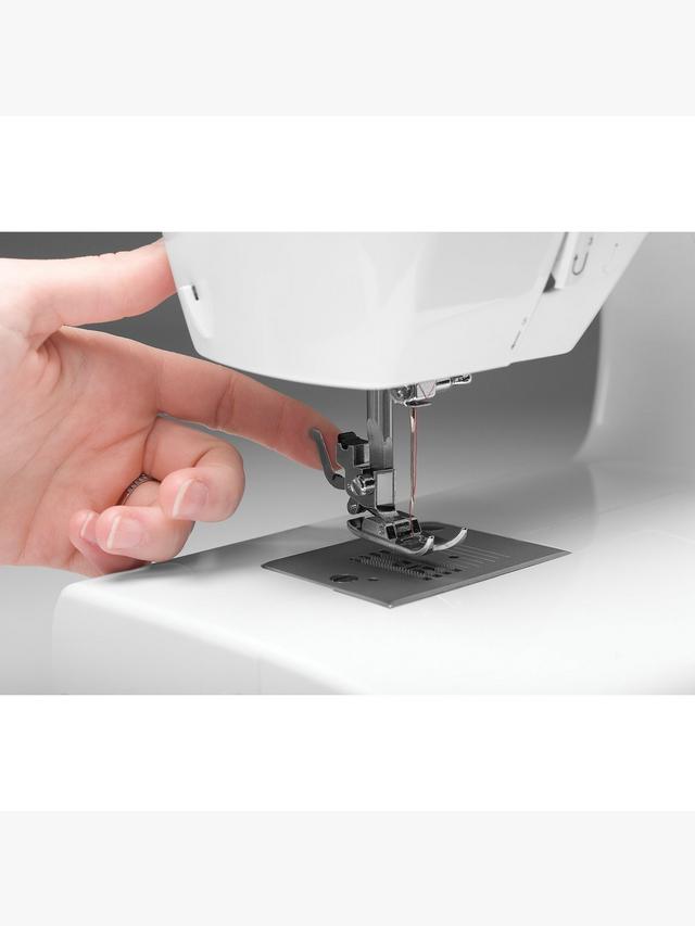 Singer Tradition 2250 Sewing Machine - Factory Refurbished
