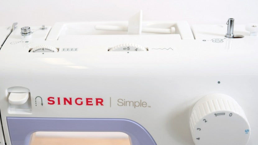 Singer Simple 3232 Sewing Machine