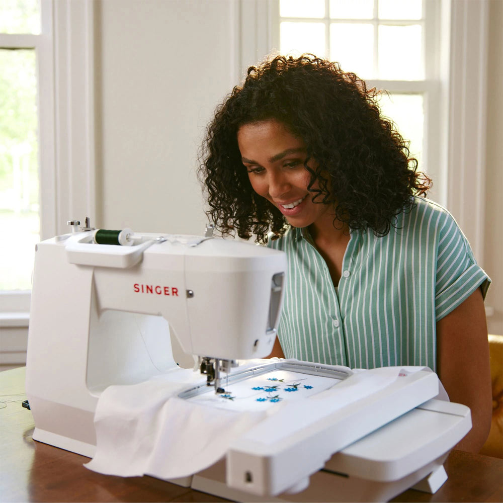 Singer SE9185 Sewing and Embroidery Machine